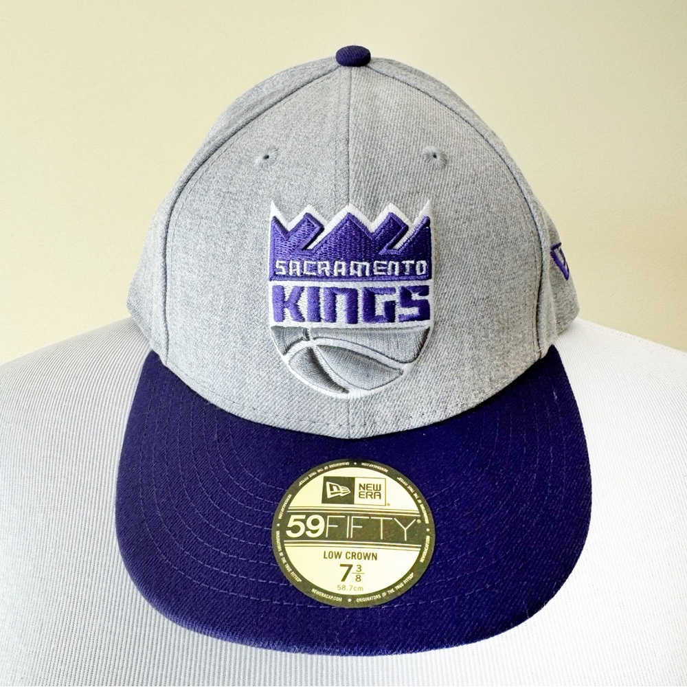 New Era Sacramento Kings Gray and Purple 59FIFTY Fitted Hat